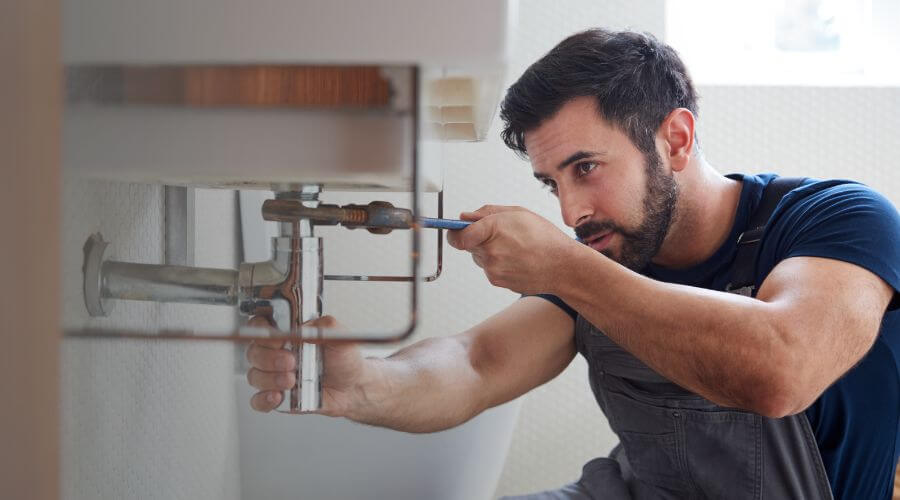 Faucet aerator cleaning/replacement in Moores Hill, IN